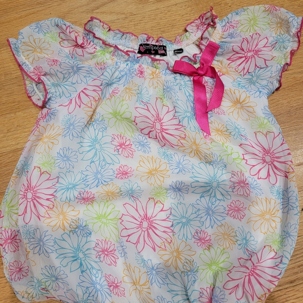 Toddlers shirt size 24m